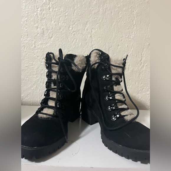 Madden Girl Black Boots - Picture 11 of 11